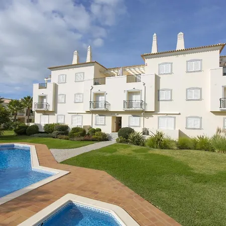 Spacious T2 In * Vilamoura